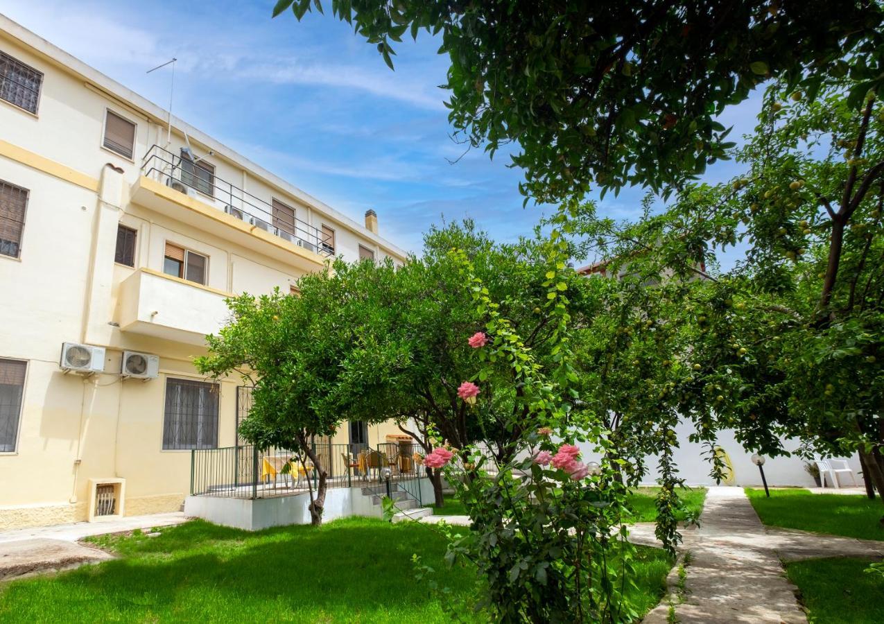 Hotel Soleo Куарту-Сант'Елена Екстер'єр фото